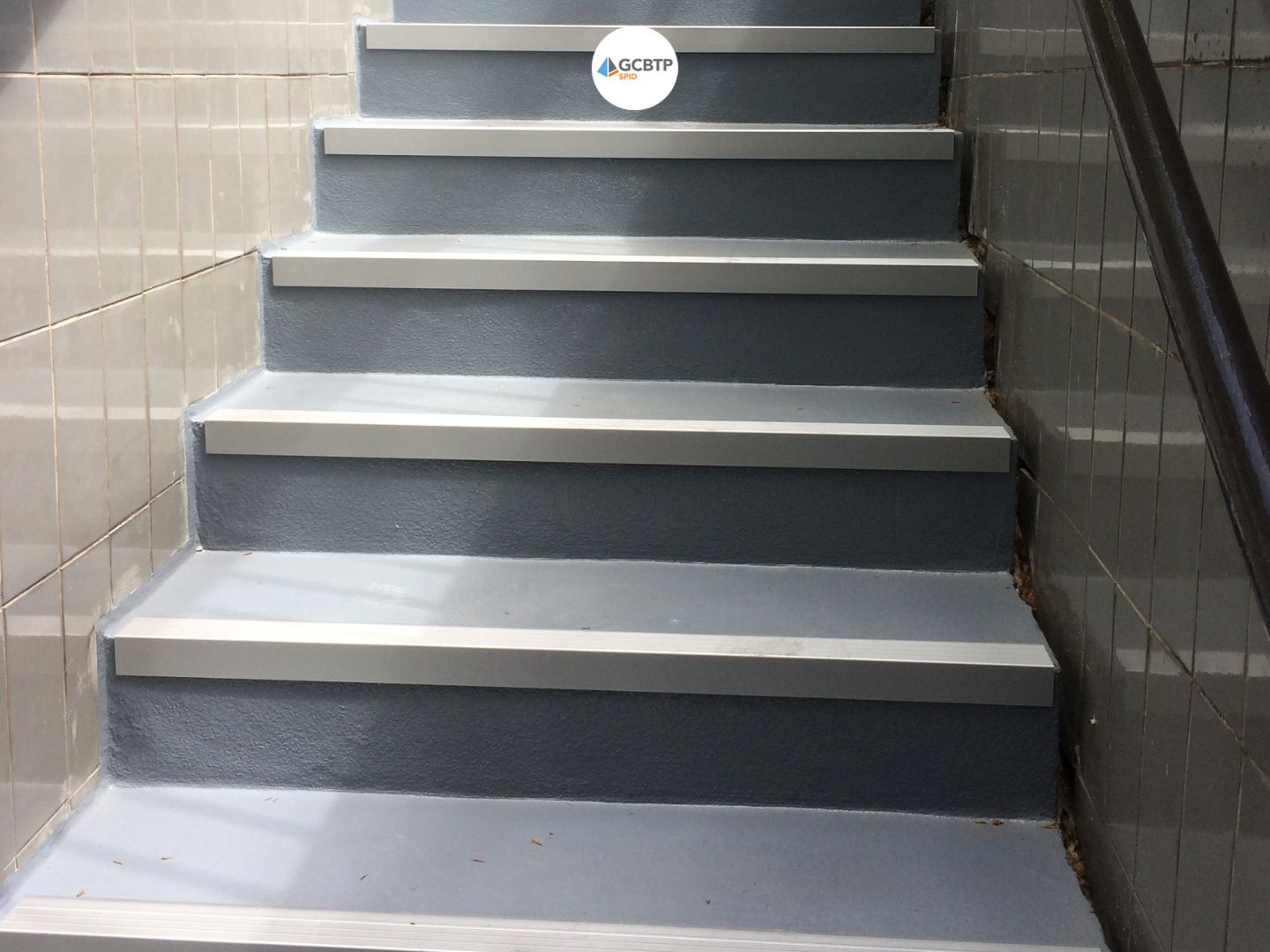 Logo Paris – Réparation escaliers d’accès au parking